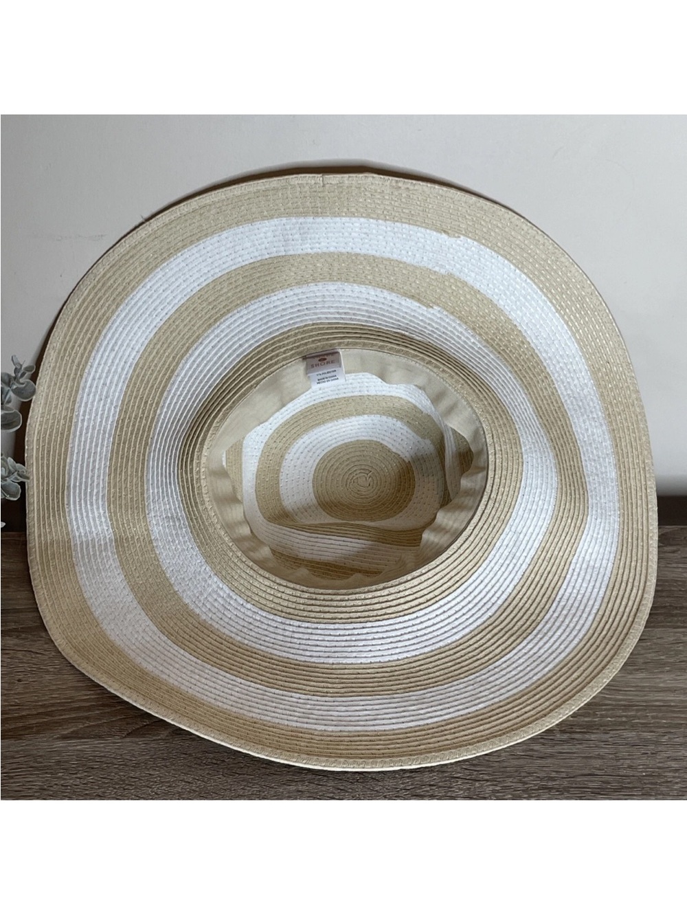 Shade & Shore Wide Brim Floppy Sun Hat Beige White Stripe Resort Beach NWOT - Picture 9 of 9